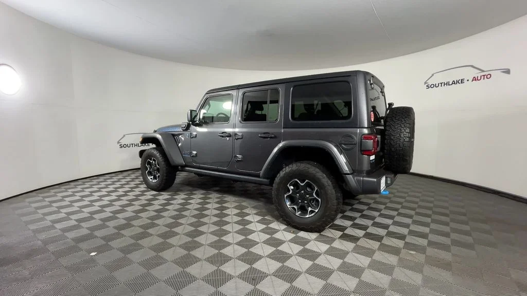 Used 2023 Gray Jeep Rubicon 4xe image 6