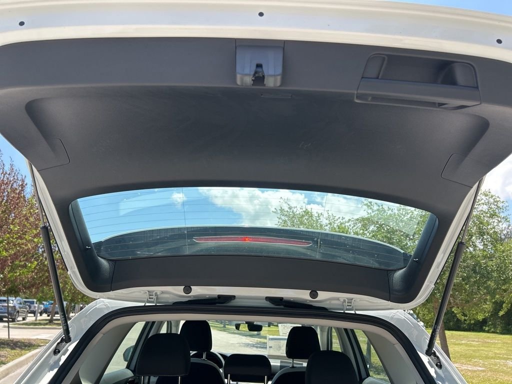 New 2026 White Volkswagen 1.5T S image 51