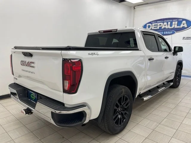 Certified Used 2024 White GMC  image 23