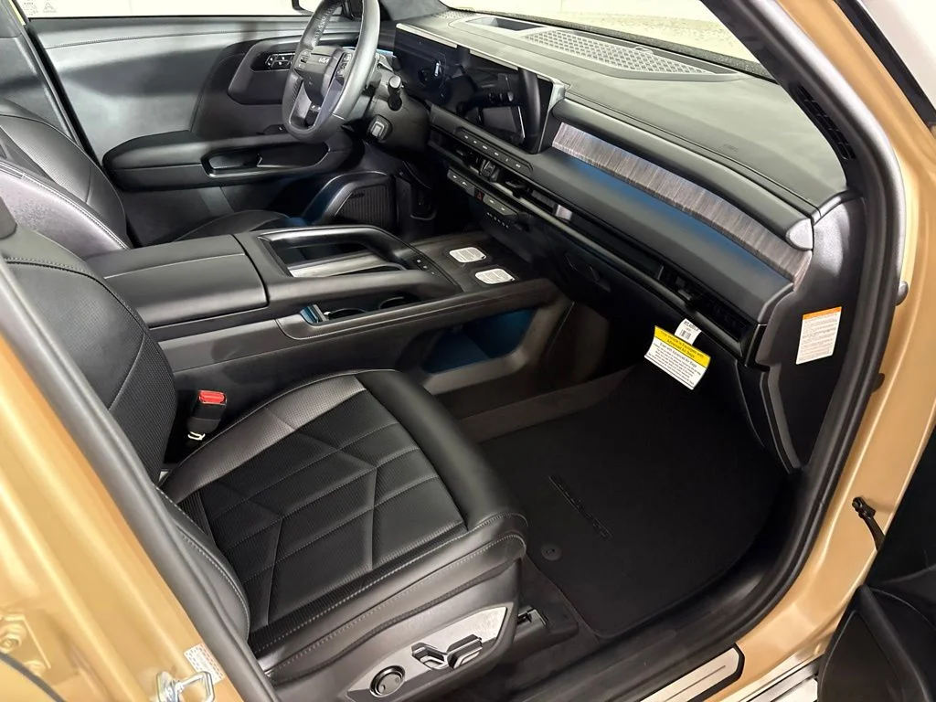 New 2027 Terrain Brown Matte Kia X-LINE SX PRESTIGE image 19