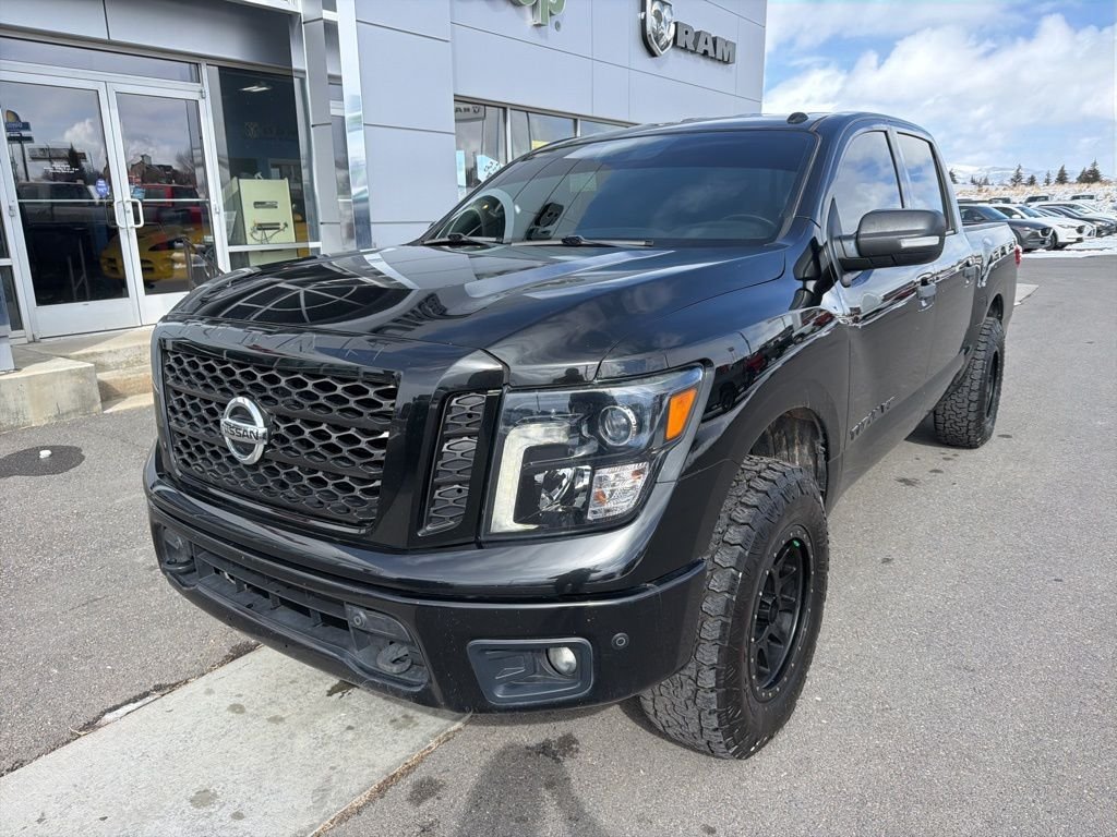 2018 Nissan Titan SV