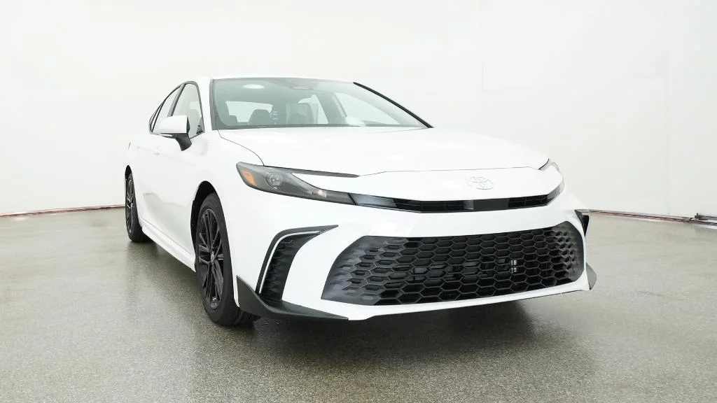 New 2026 Ice Cap Toyota SE image 5