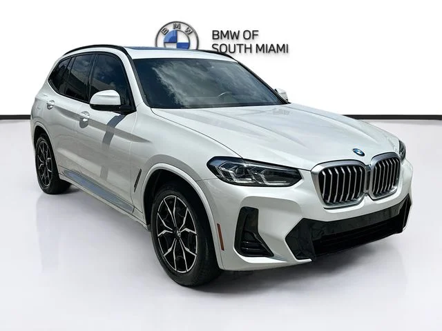 2023 BMW X3 sDrive30i's photo
