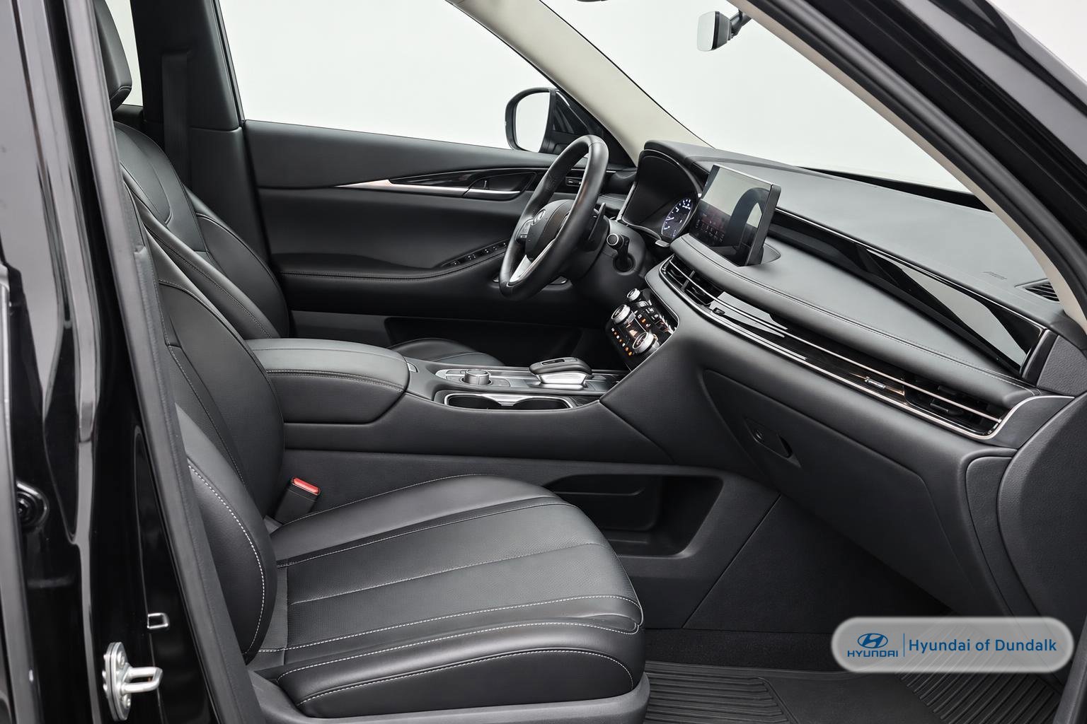 Used 2024 Black INFINITI PURE image 11
