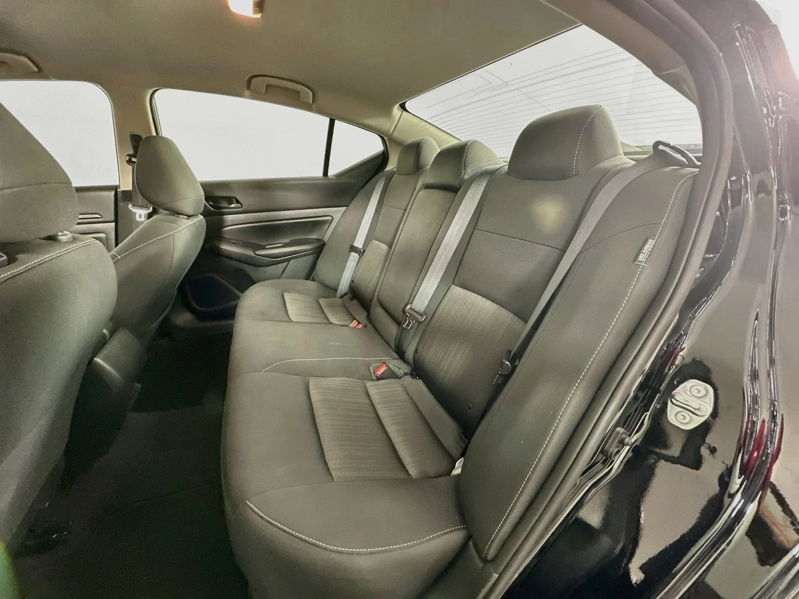 Used 2025 Super Black Clearcoat Nissan 2.5 SV image 22