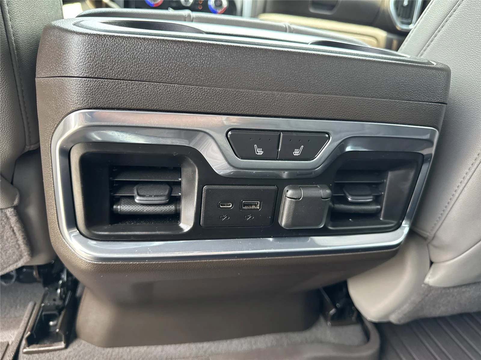 Used 2021 CAYENNE RED TINTCOAT GMC SLT image 32