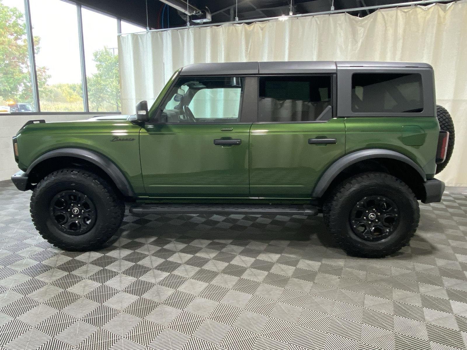 Used 2022 Eruption Green Ford Wildtrak Advanced image 6