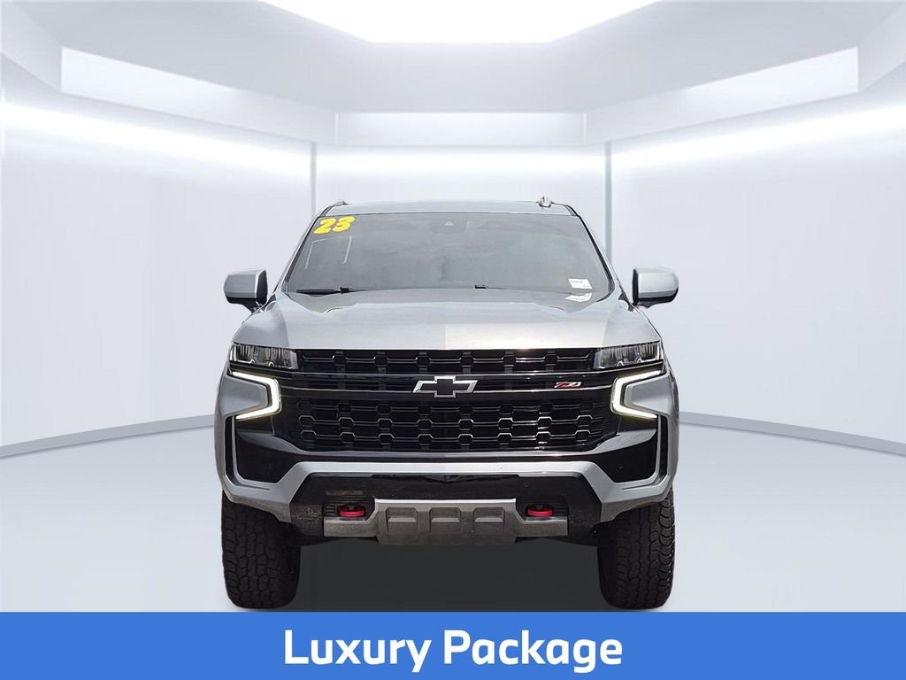 Used 2023 Gray Chevrolet Z71 image 11