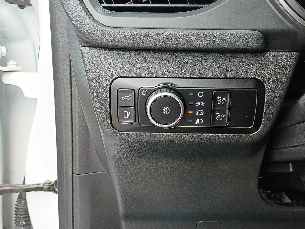 Used 2023 Oxford White Ford Base image 19