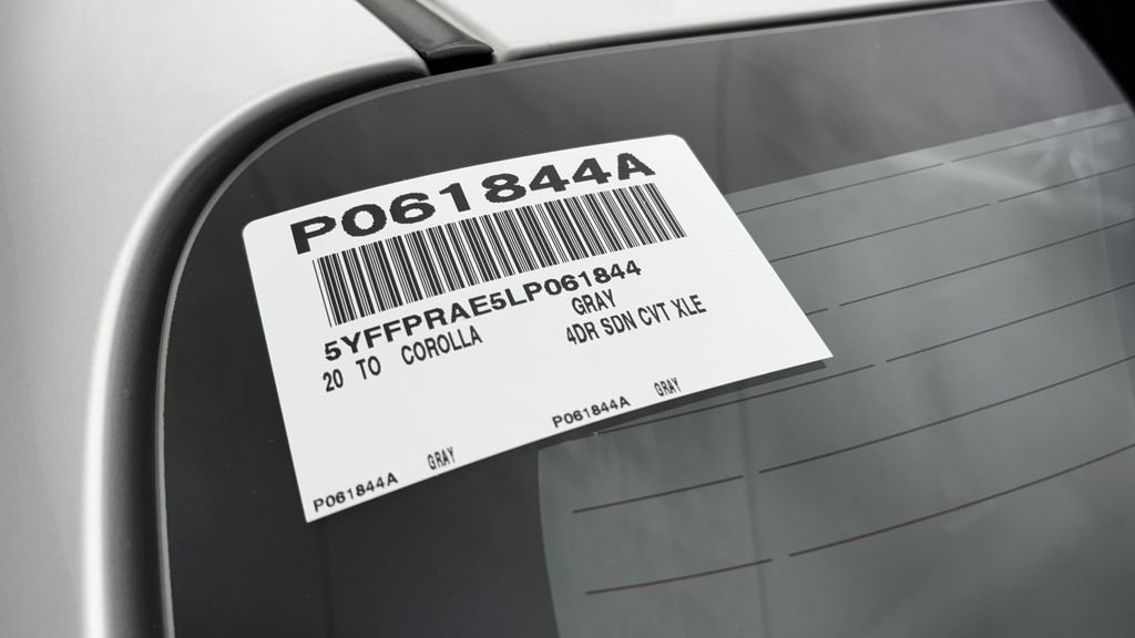 Used 2020 Silver Toyota XLE image 46