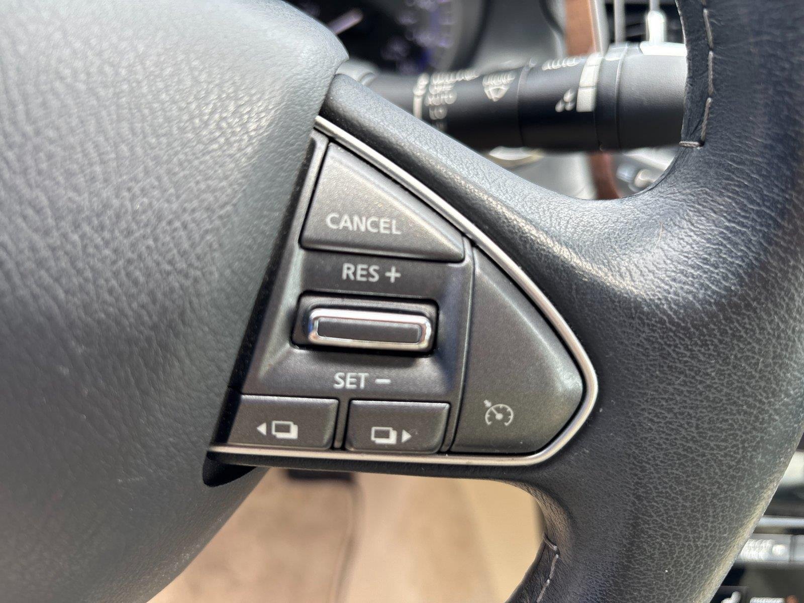 Used 2015 Black Obsidian INFINITI Premium image 20