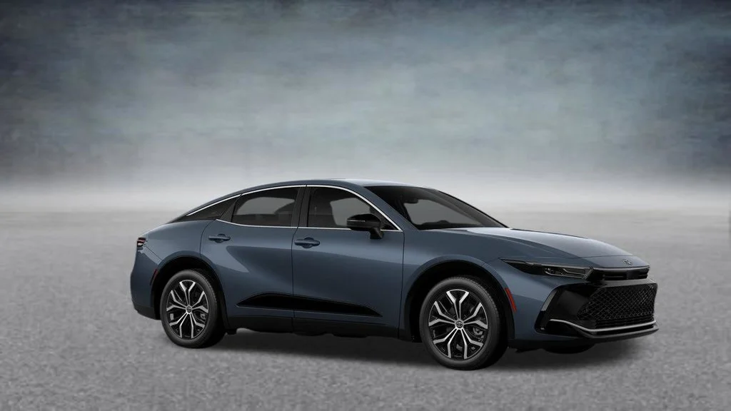 New 2027 White Toyota XLE image 42