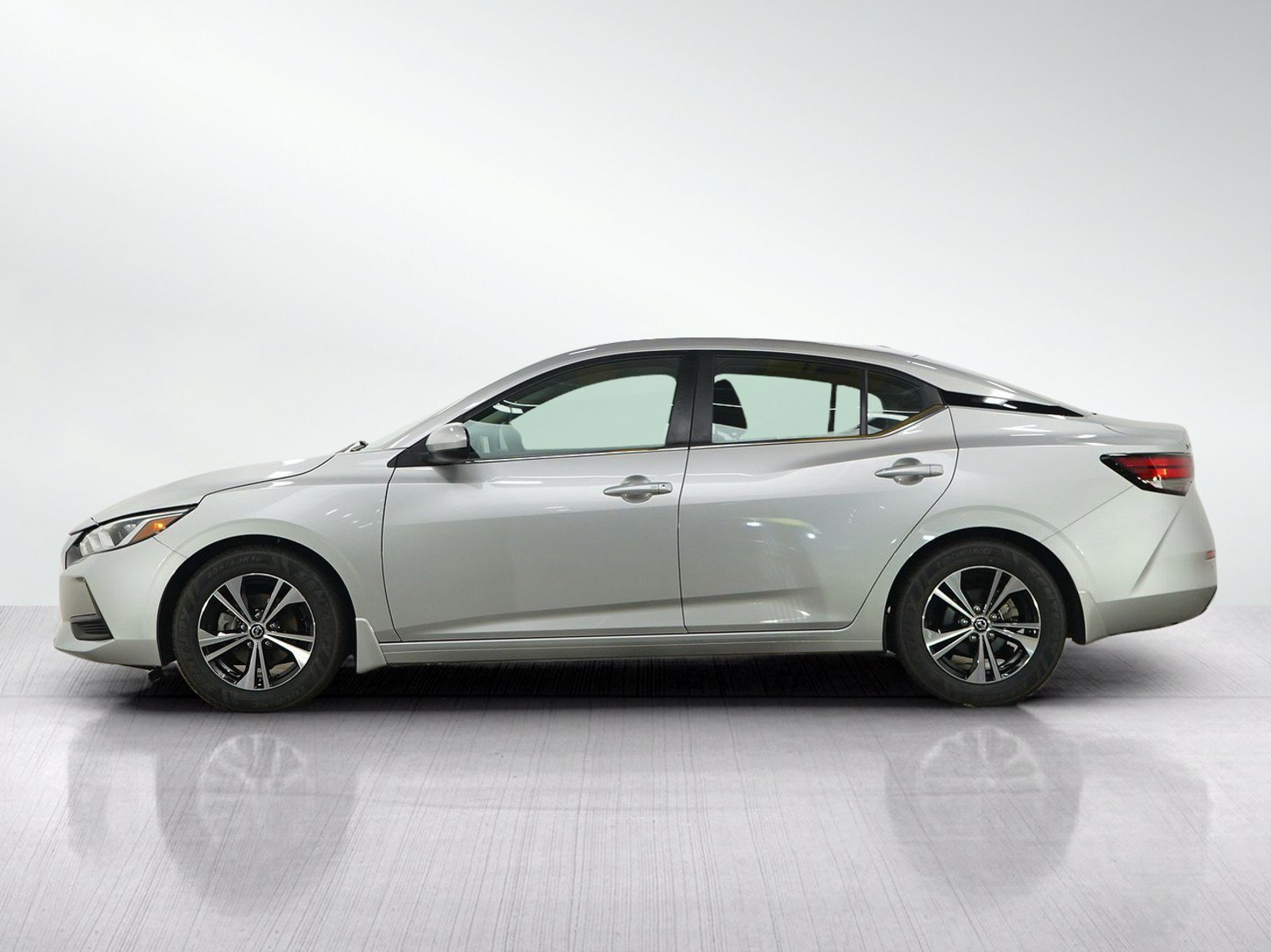 Used 2023 Nissan Sentra SV with VIN 3N1AB8CV4PY269349 for sale in South Saint Paul, MN
