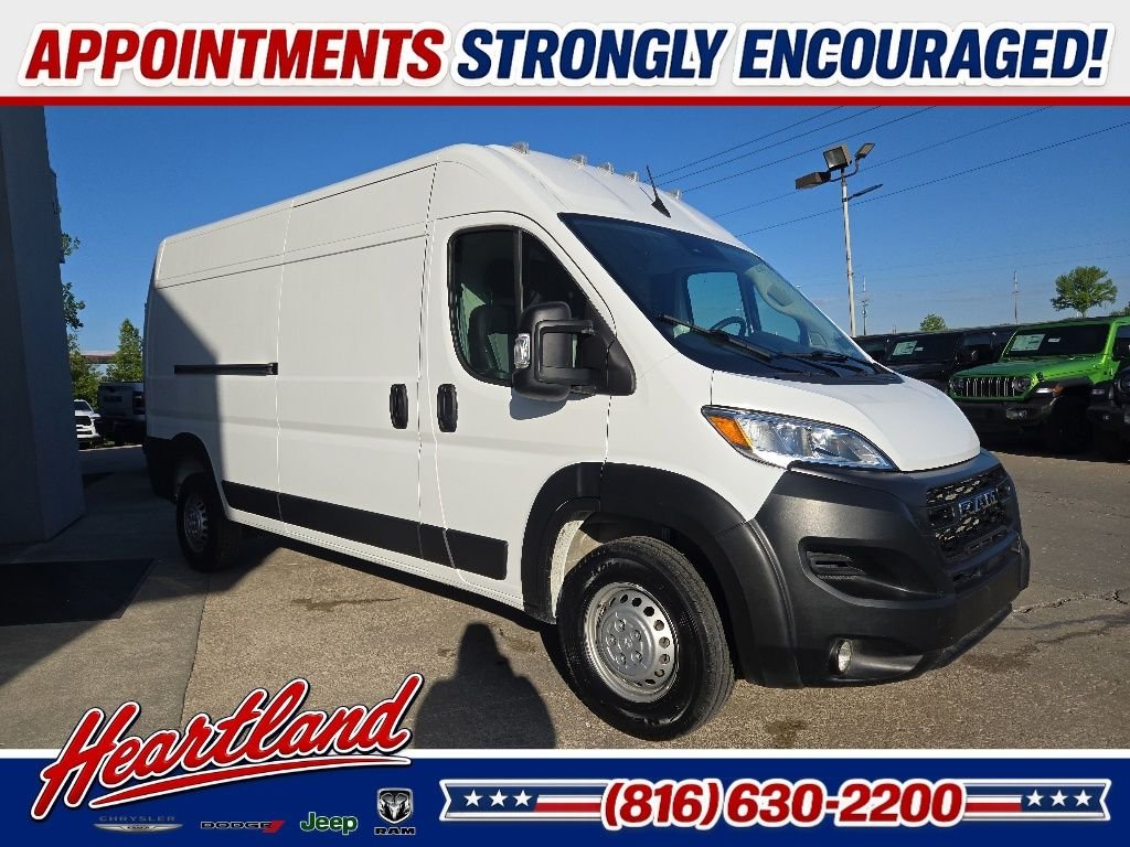 Used 2025 White Ram High Roof image 12