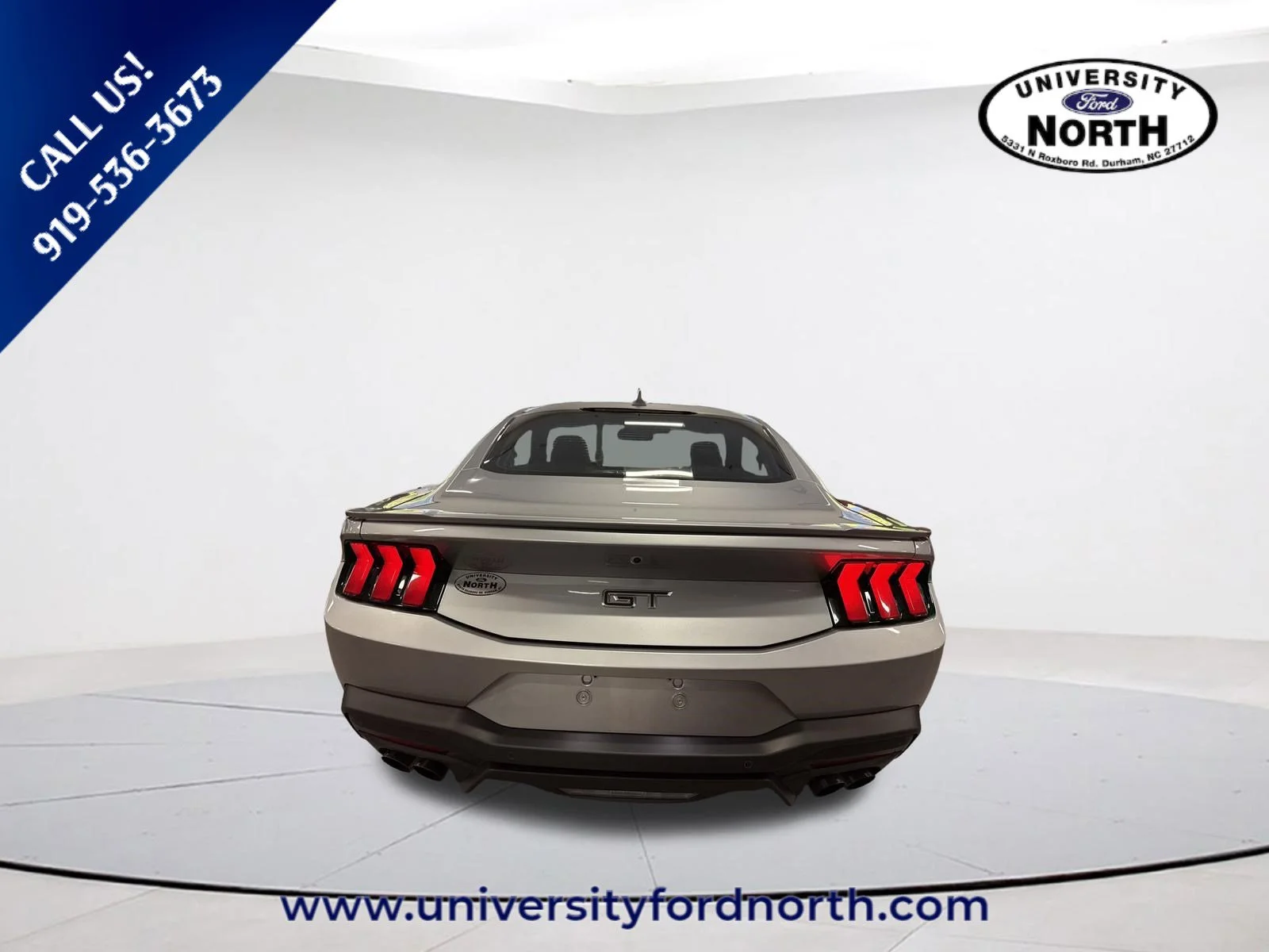 Used 2024 Iconic Silver Metallic Ford GT Premium image 6