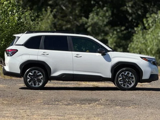New 2026 CRYSTAL WHITE PEARL Subaru Premium image 8