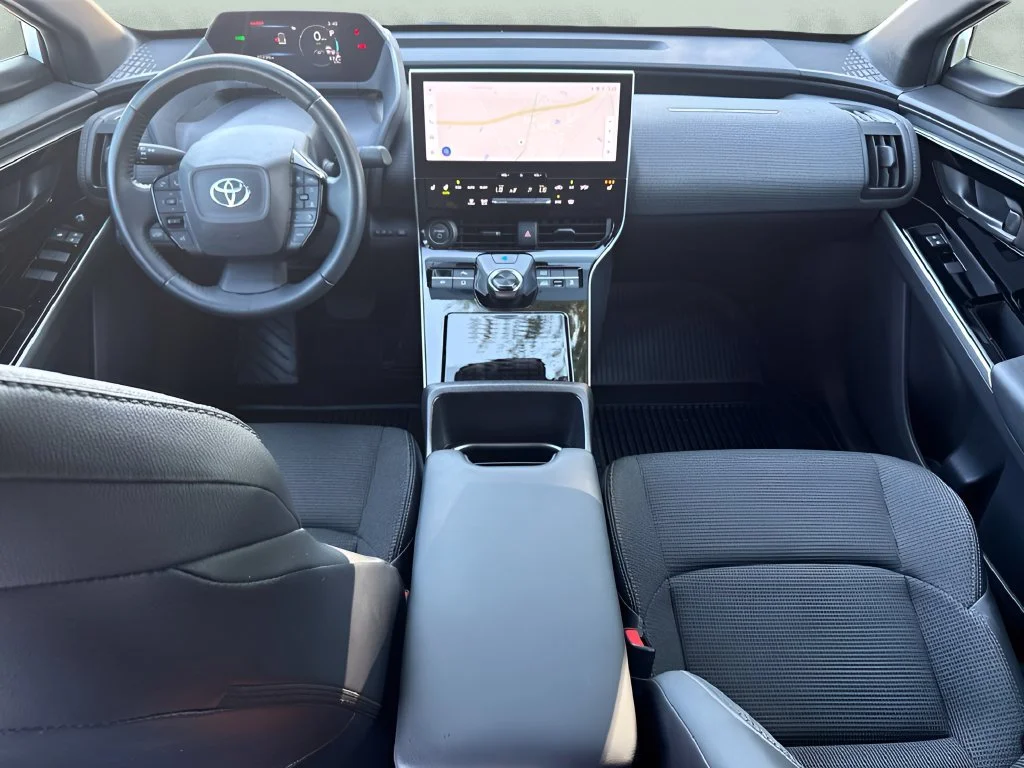 Used 2024 White Toyota XLE image 15
