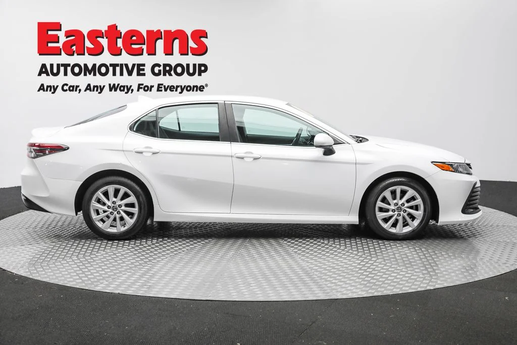 Used 2022 White Toyota LE image 4