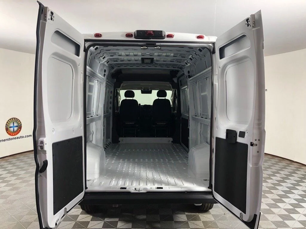 New 2026 Bright White Clear-Coat Exterior Paint RAM High Roof image 17