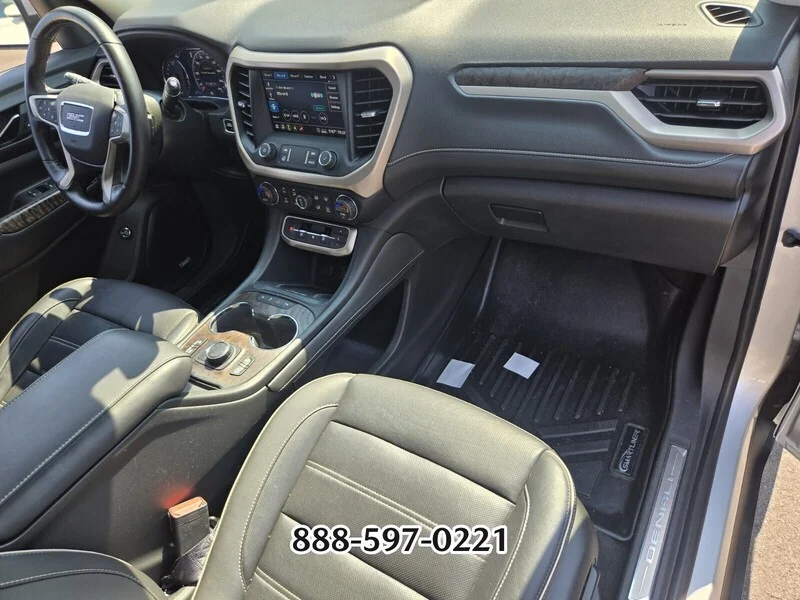 Used 2020 Quicksilver Metallic GMC Denali image 19