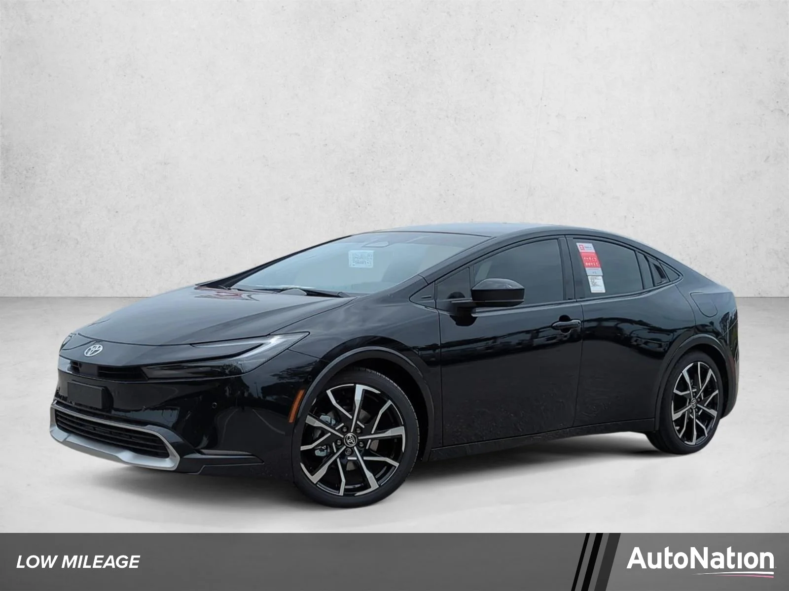 Used 2025 Midnight Black Toyota XSE Premium image 1