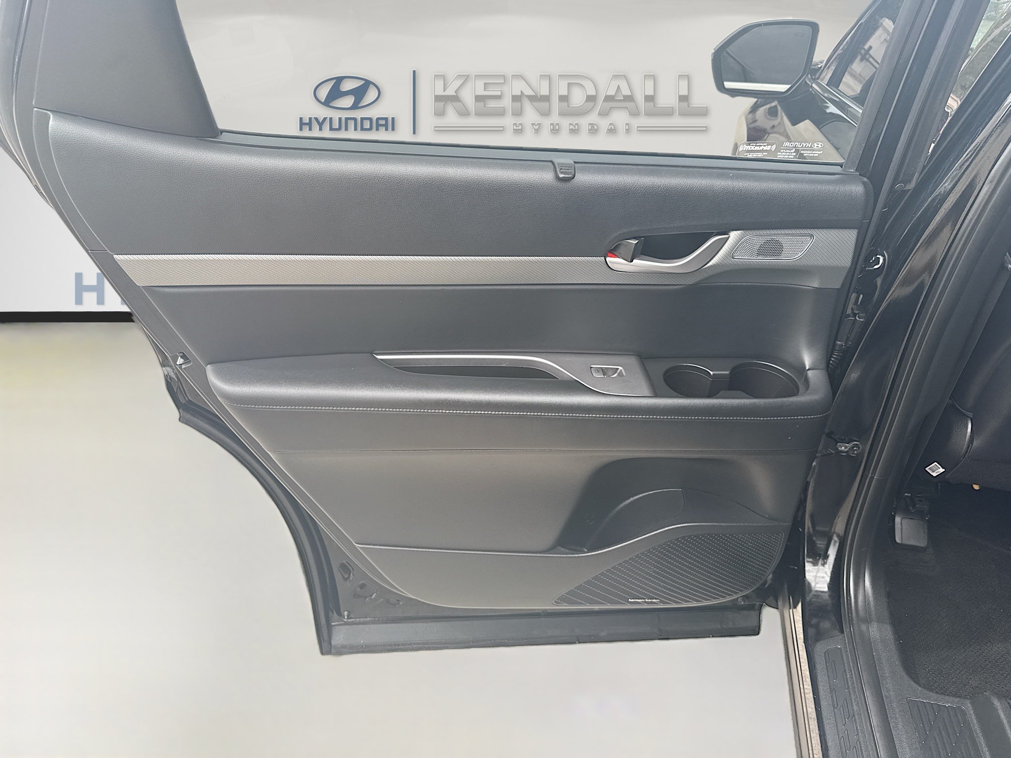 Used 2023 Abyss Black Pearl Hyundai SEL image 23