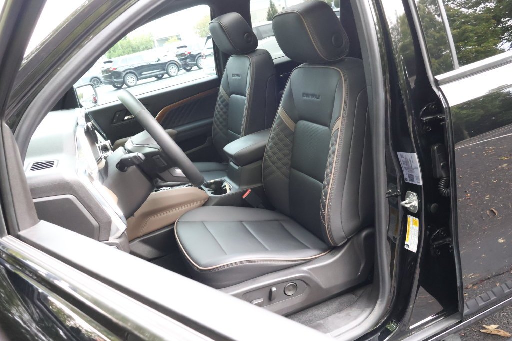 2025 GMC Canyon Denali - Photo 35