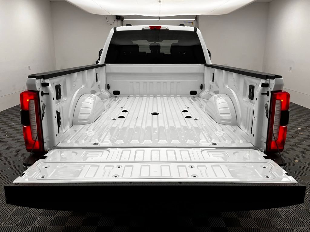 New 2026 White Ford XLT image 11