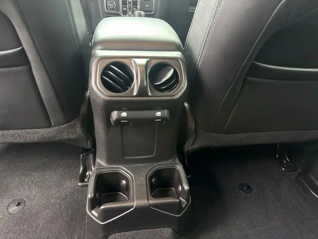 2023 Jeep Wrangler 4-Door Sport S - Photo 20