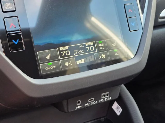 New 2026 ICE SILVER METALLIC Subaru Premium Hybrid image 31