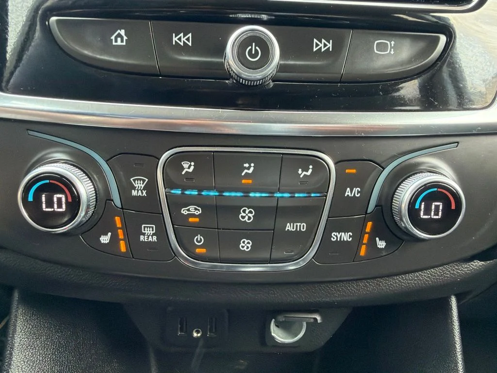 Used 2021 Gray Chevrolet LT image 35