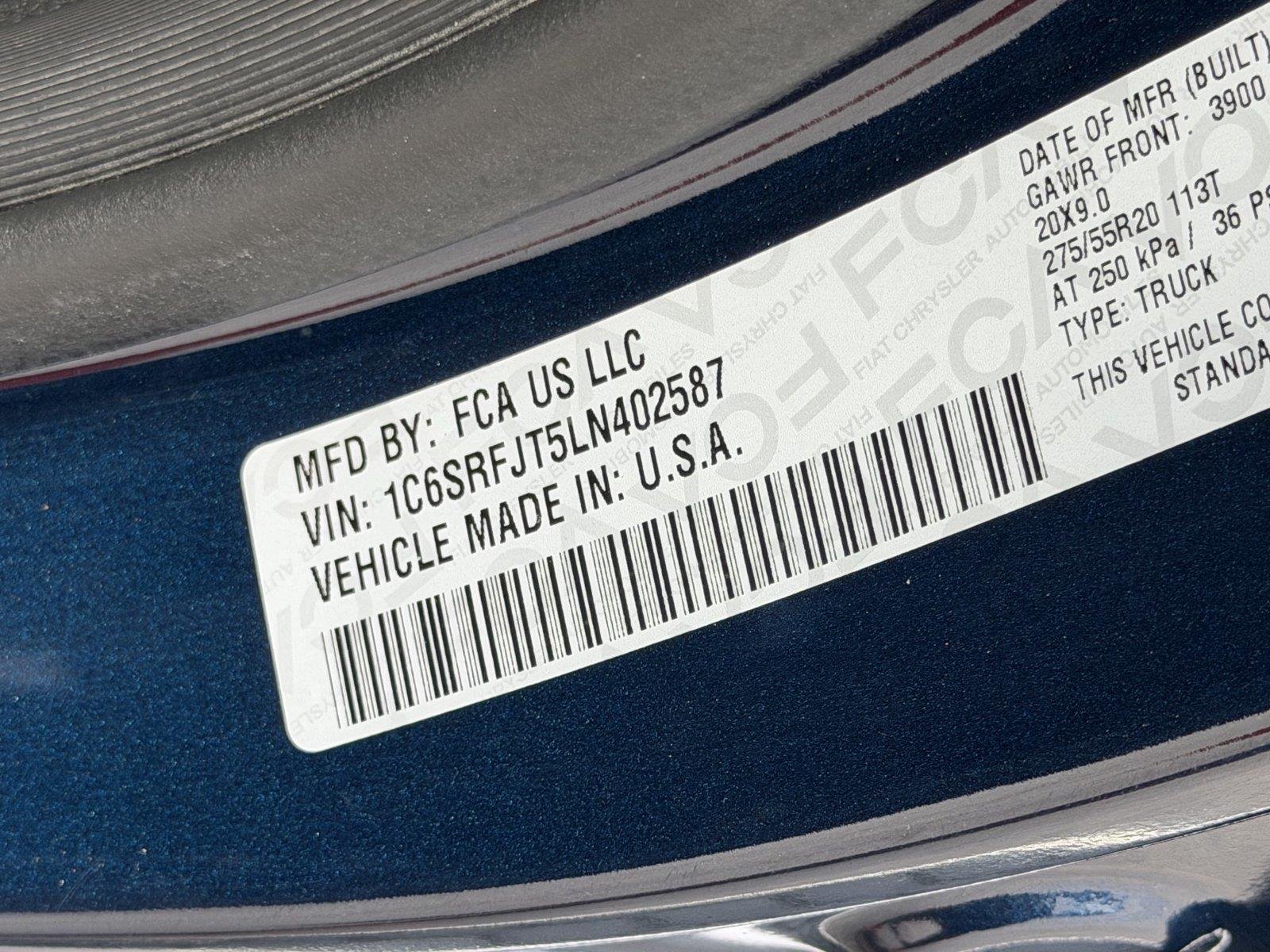 Used 2020 Patriot Blue Pearlcoat Ram Laramie image 30
