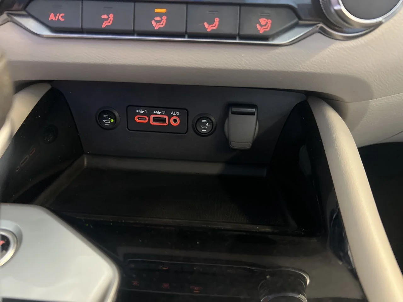Used 2023 White Nissan 2.5 SV image 30