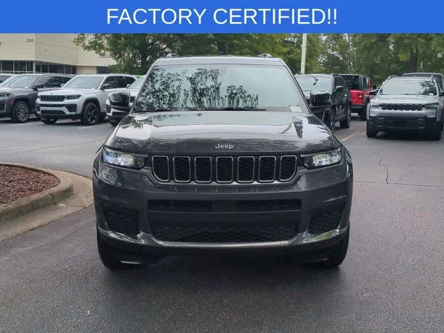 Used 2024 Gray Jeep Laredo image 8