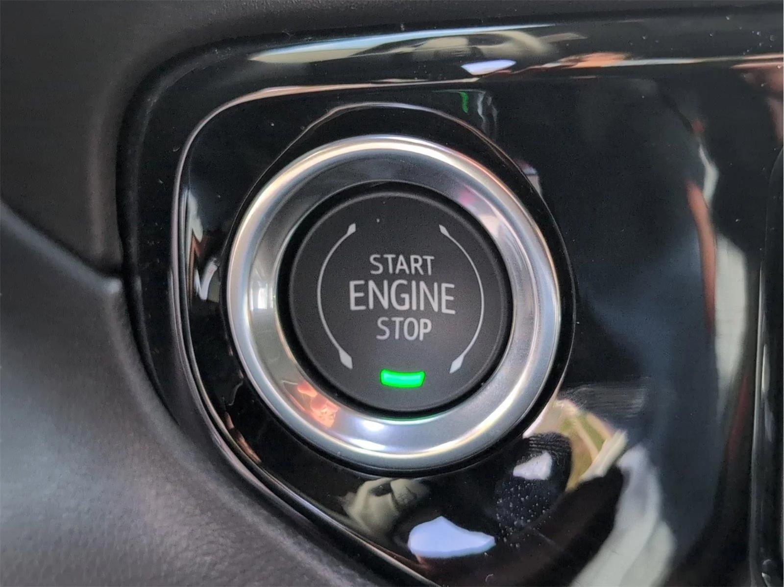 New 2026 Summit White GMC Elevation image 23