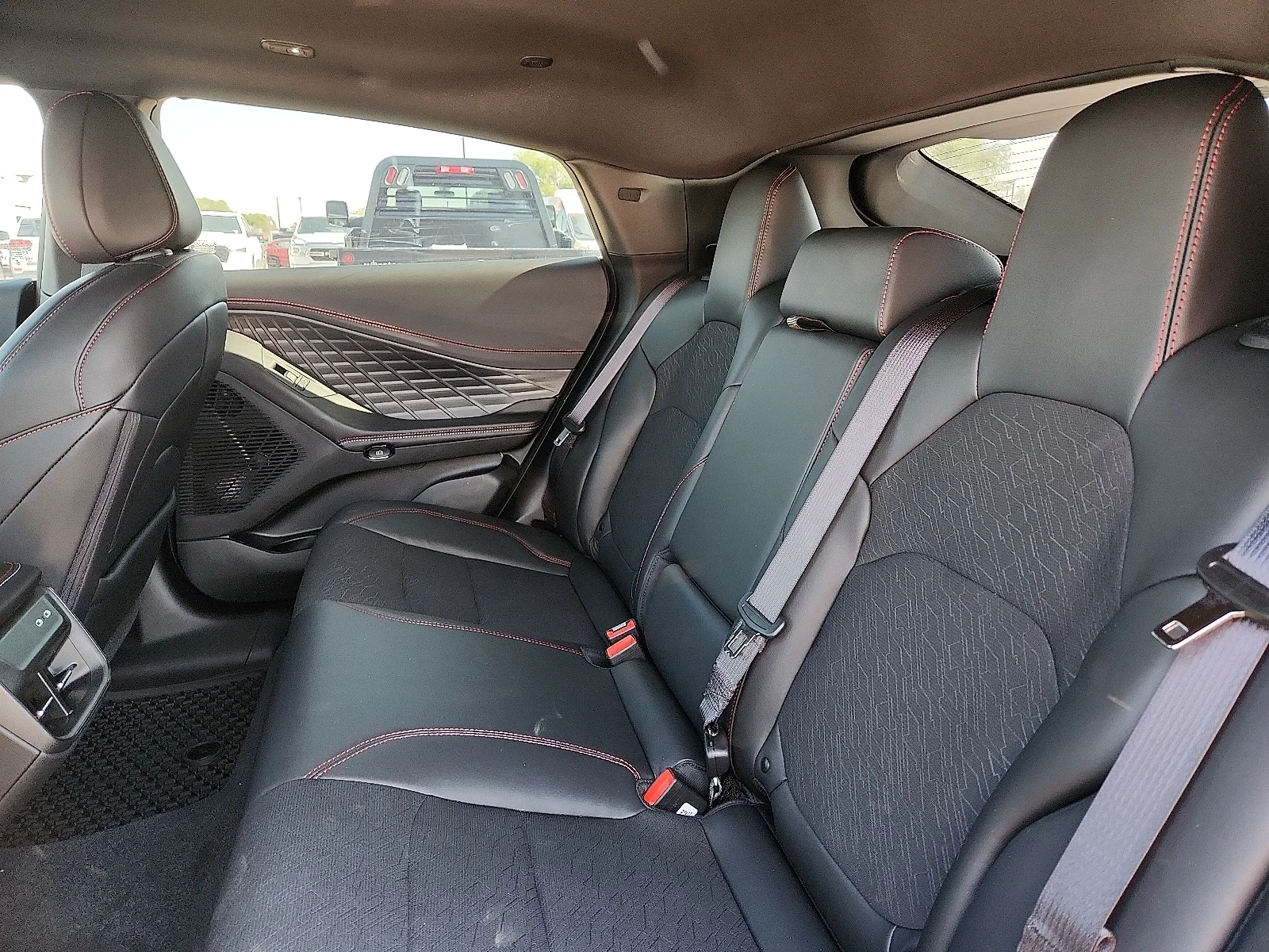 New 2026 PXJ Diamond Bla Dodge R/T 4-DOOR AWD image 10
