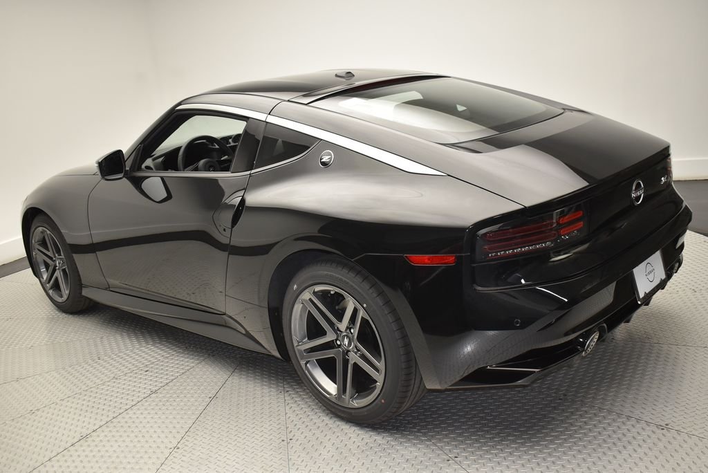 2026 Nissan Z 5