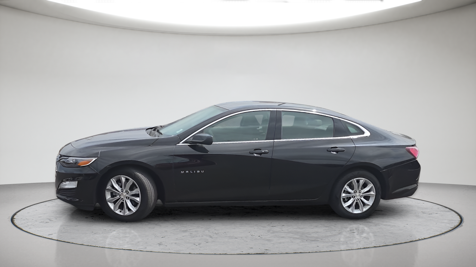 Used 2022 Mosaic Black Metallic Chevrolet LT image 11