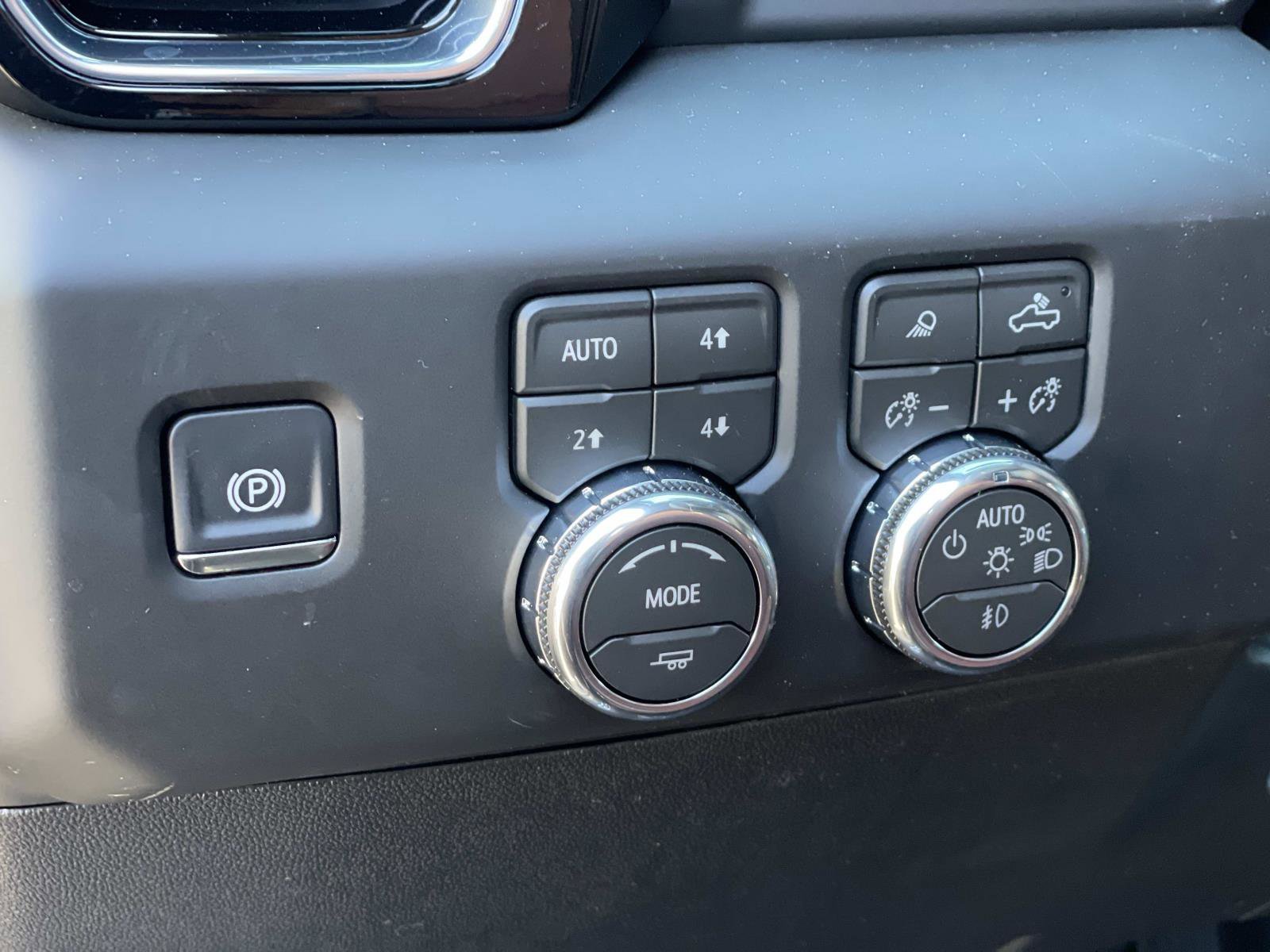 2026 GMC Sierra 2500HD Denali Ultimate - Photo 19