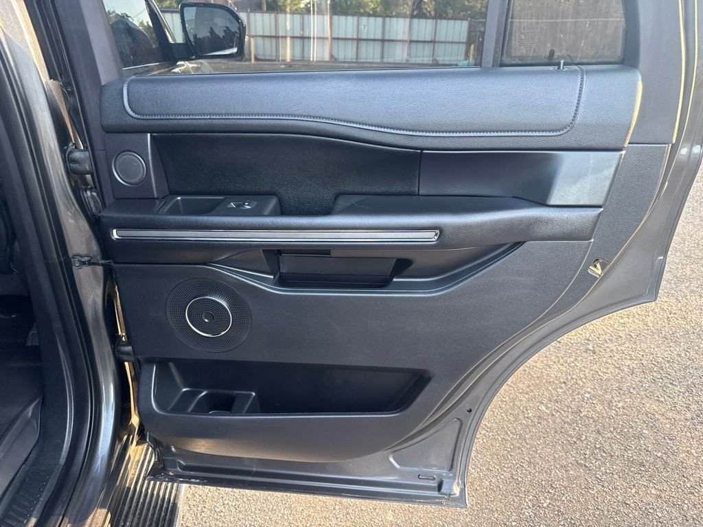 Used 2019 Magnetic Ford XLT image 36