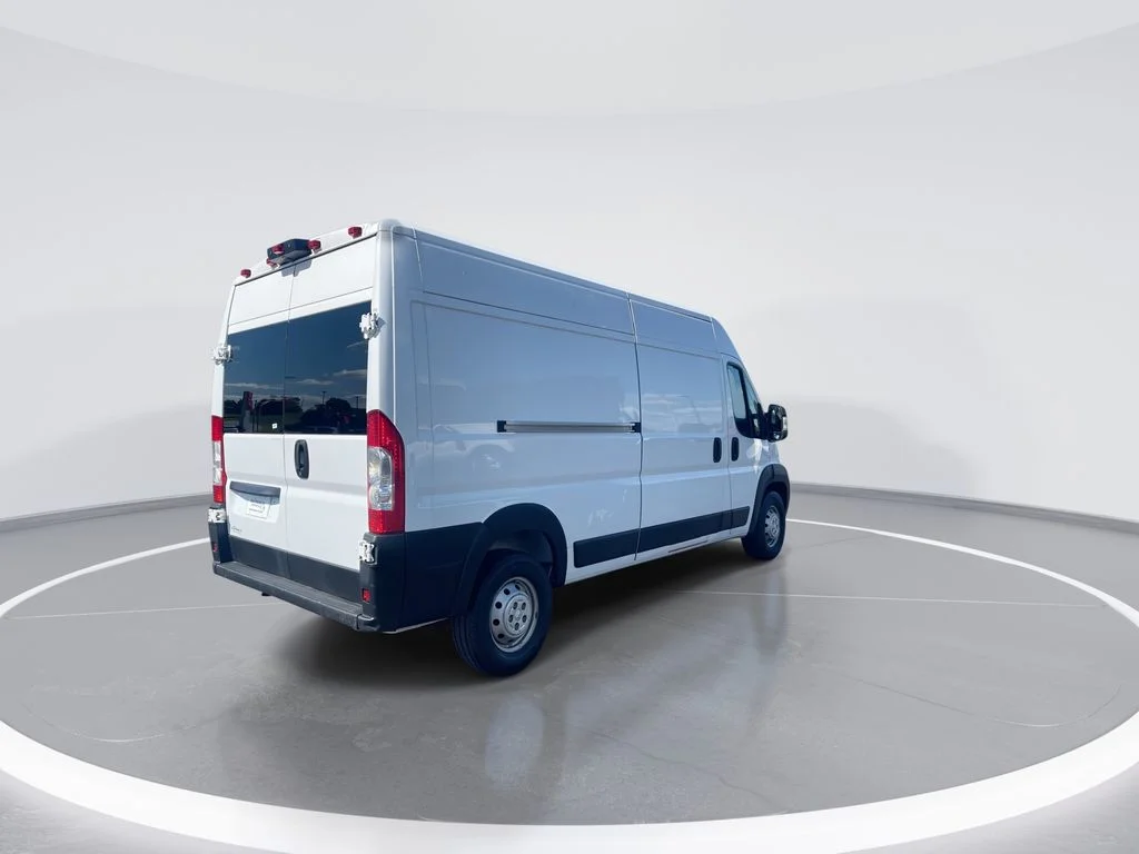 Used 2021 White Ram High Roof image 8