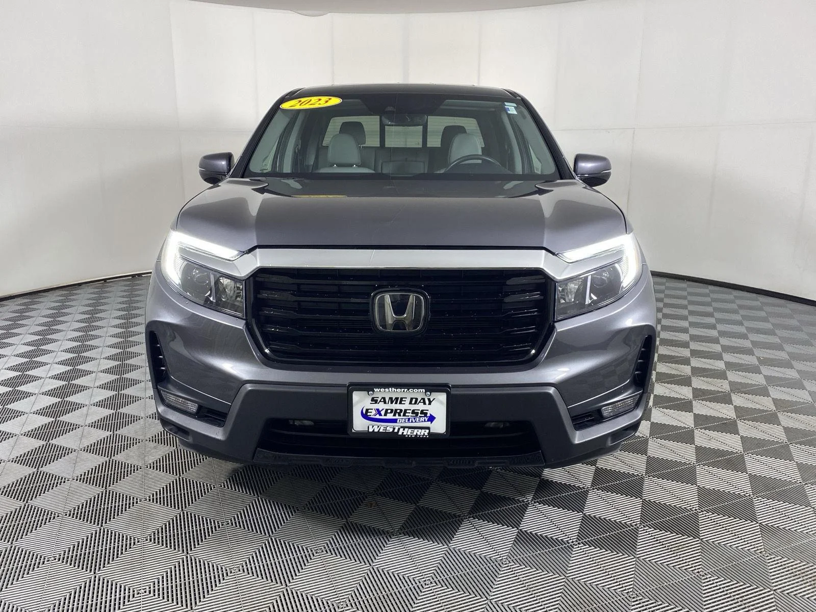 Used 2023 Modern Steel Metallic Honda RTL-E image 2