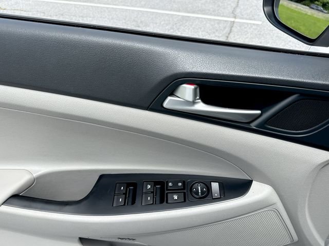 Used 2020 White Hyundai Sport image 13
