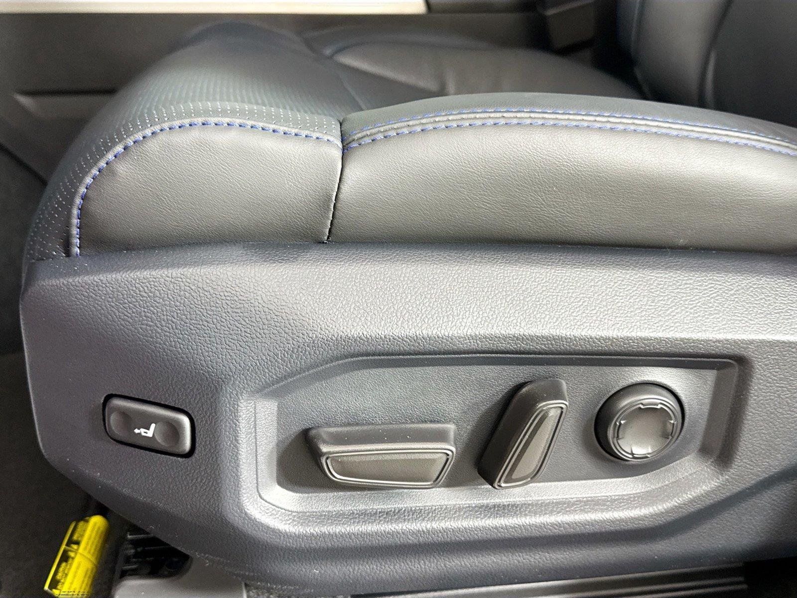 New 2026 Wind Chill Pearl Toyota Platinum i-FORCE MAX image 32