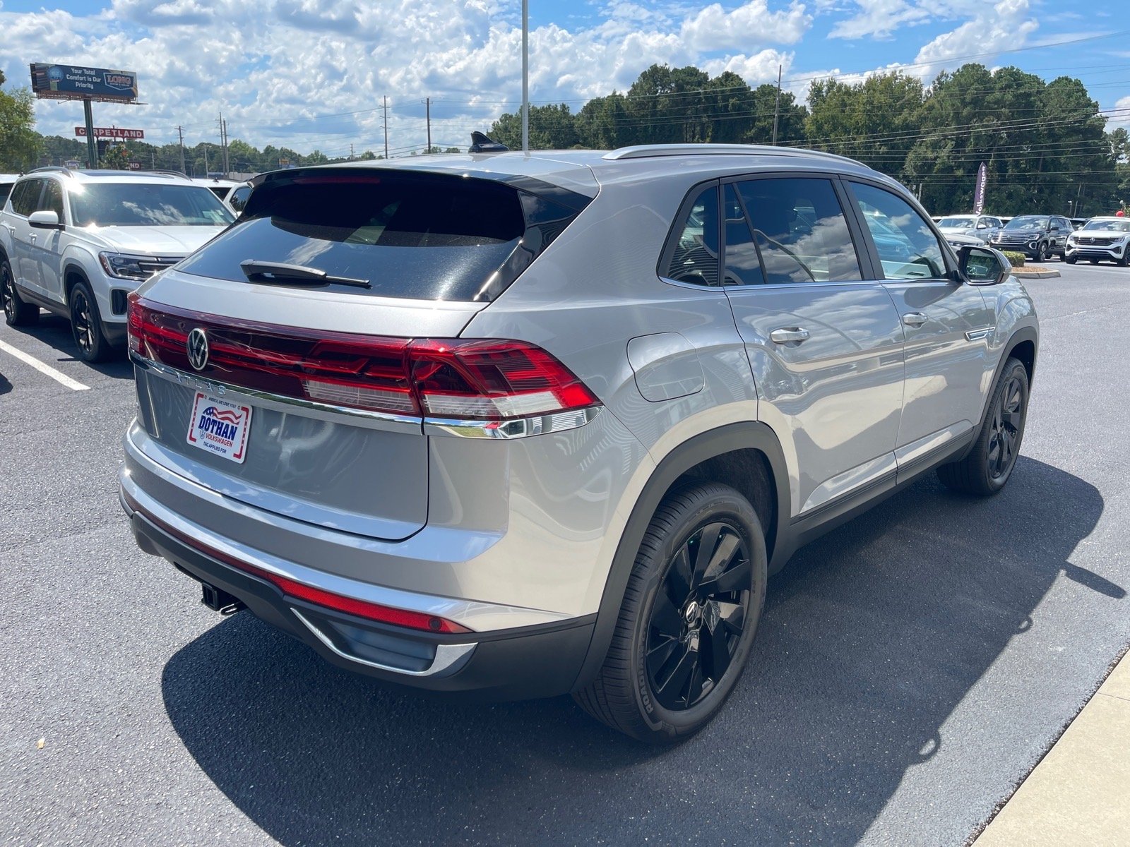 New 2026 Silver Mist Metallic Volkswagen SE image 16