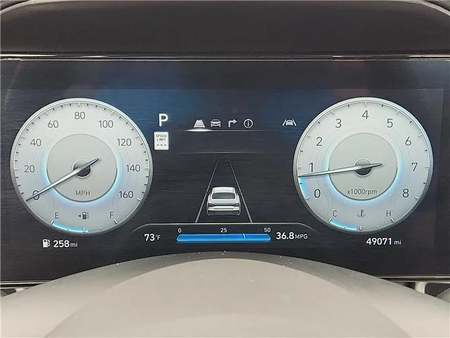 Used 2025 Gray Hyundai Limited (IVT) image 18