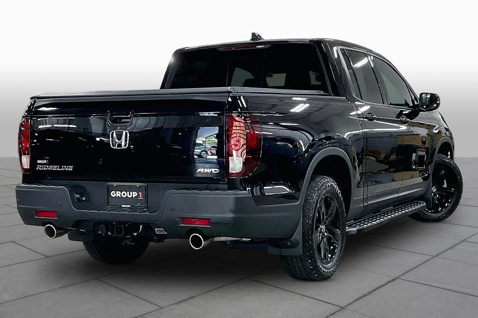 Used 2023 Crystal Black Pearl Honda Black Edition image 13