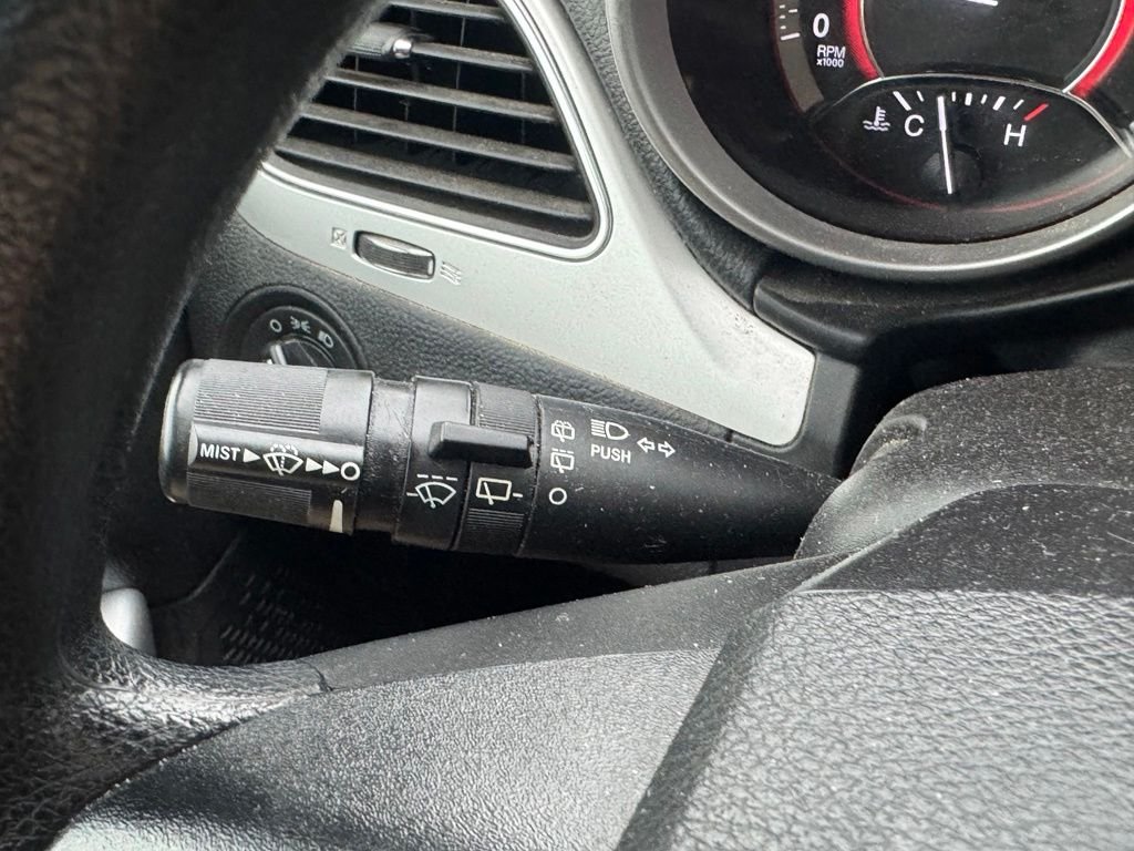 Used 2016 Black Dodge SXT image 32