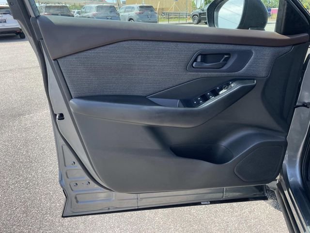 Used 2023 Gray Nissan S image 14
