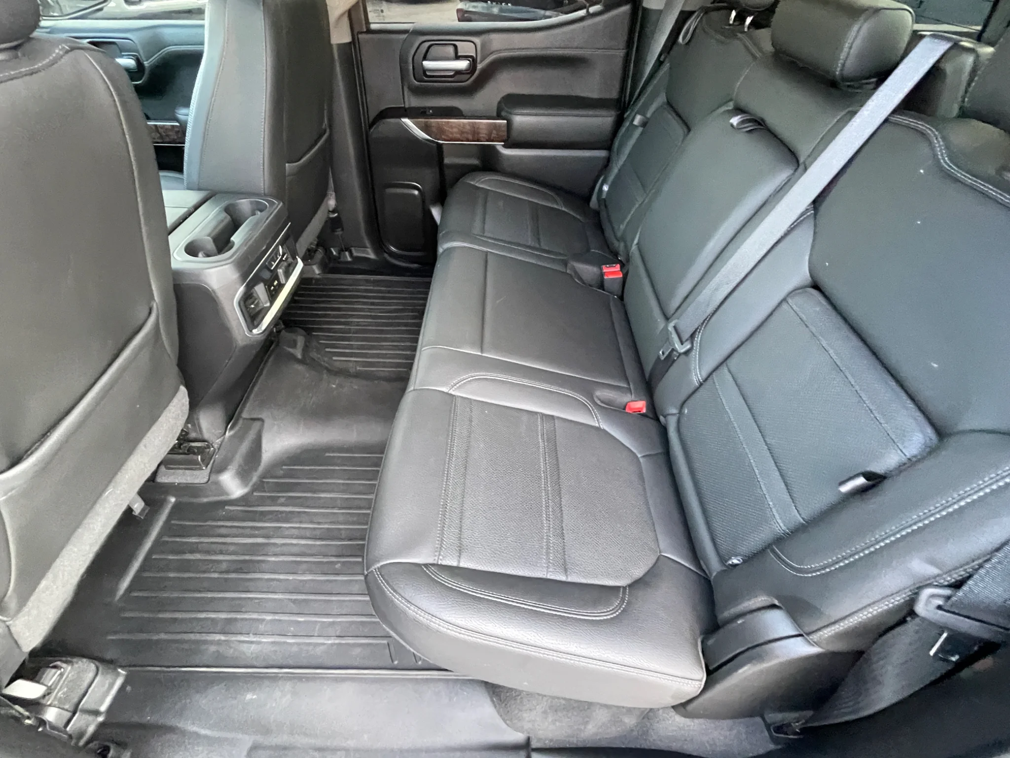 Used 2019 Dark Sky Metallic GMC Denali image 23